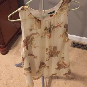 Woman’s Vince Camuto XL blouse